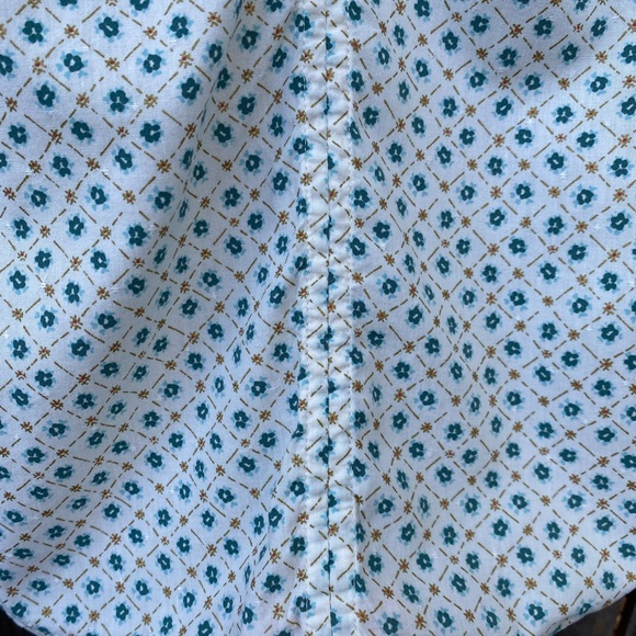 🟢HOST PICK🟢Long sleeve teal floral pattern top - Picture 6 of 8